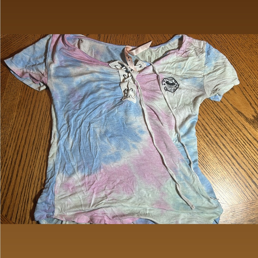 Tie-Dye Lace-Up T-Shirt